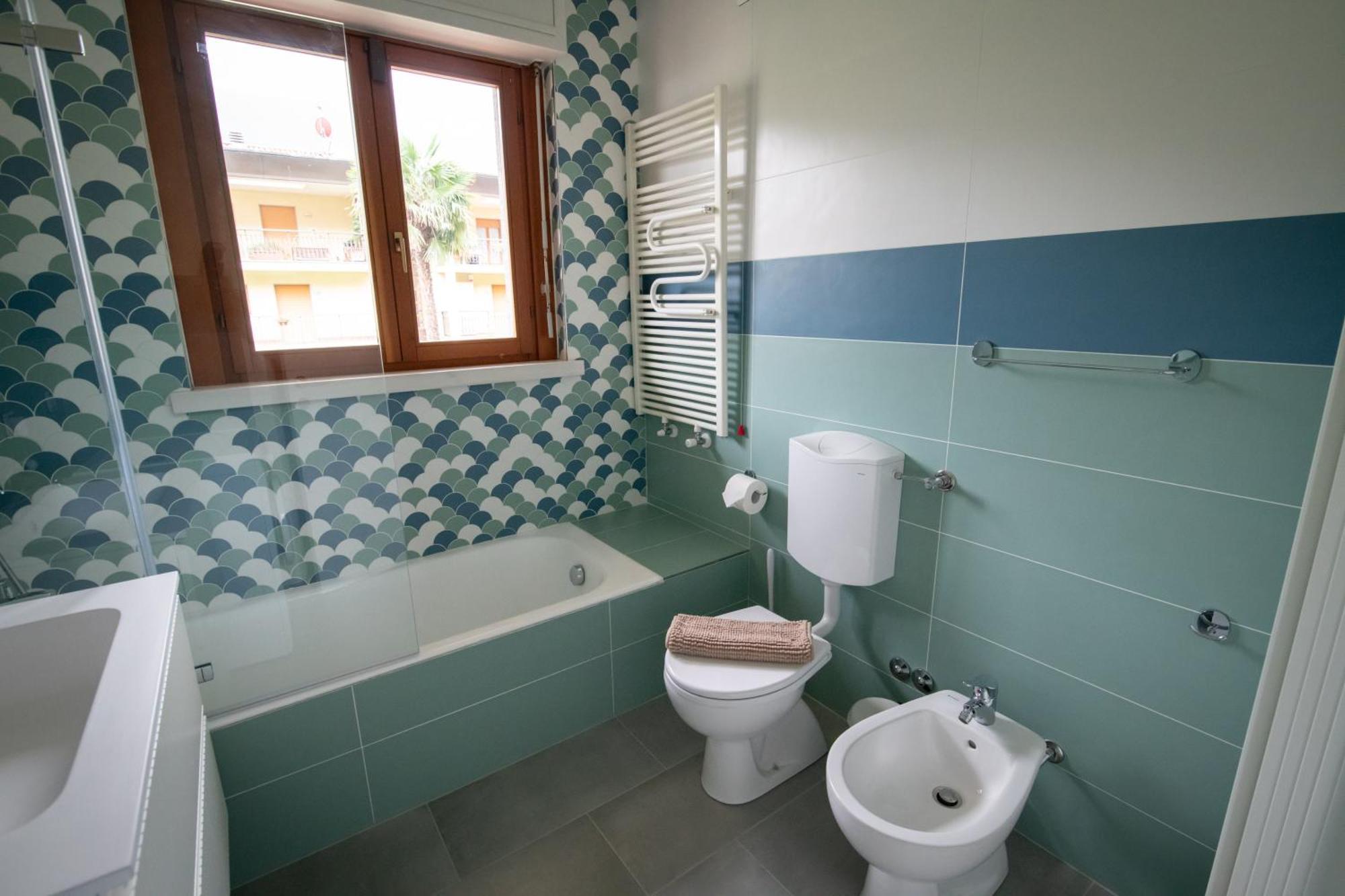 Residenza Lago Sereno Porto Ceresio Ngoại thất bức ảnh
