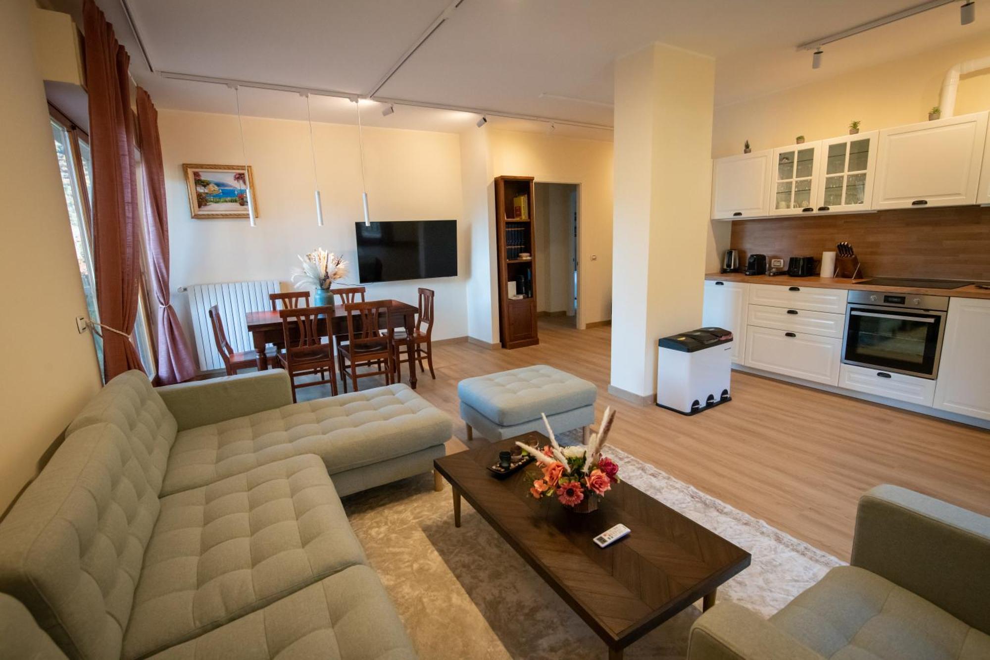 Residenza Lago Sereno Porto Ceresio Ngoại thất bức ảnh
