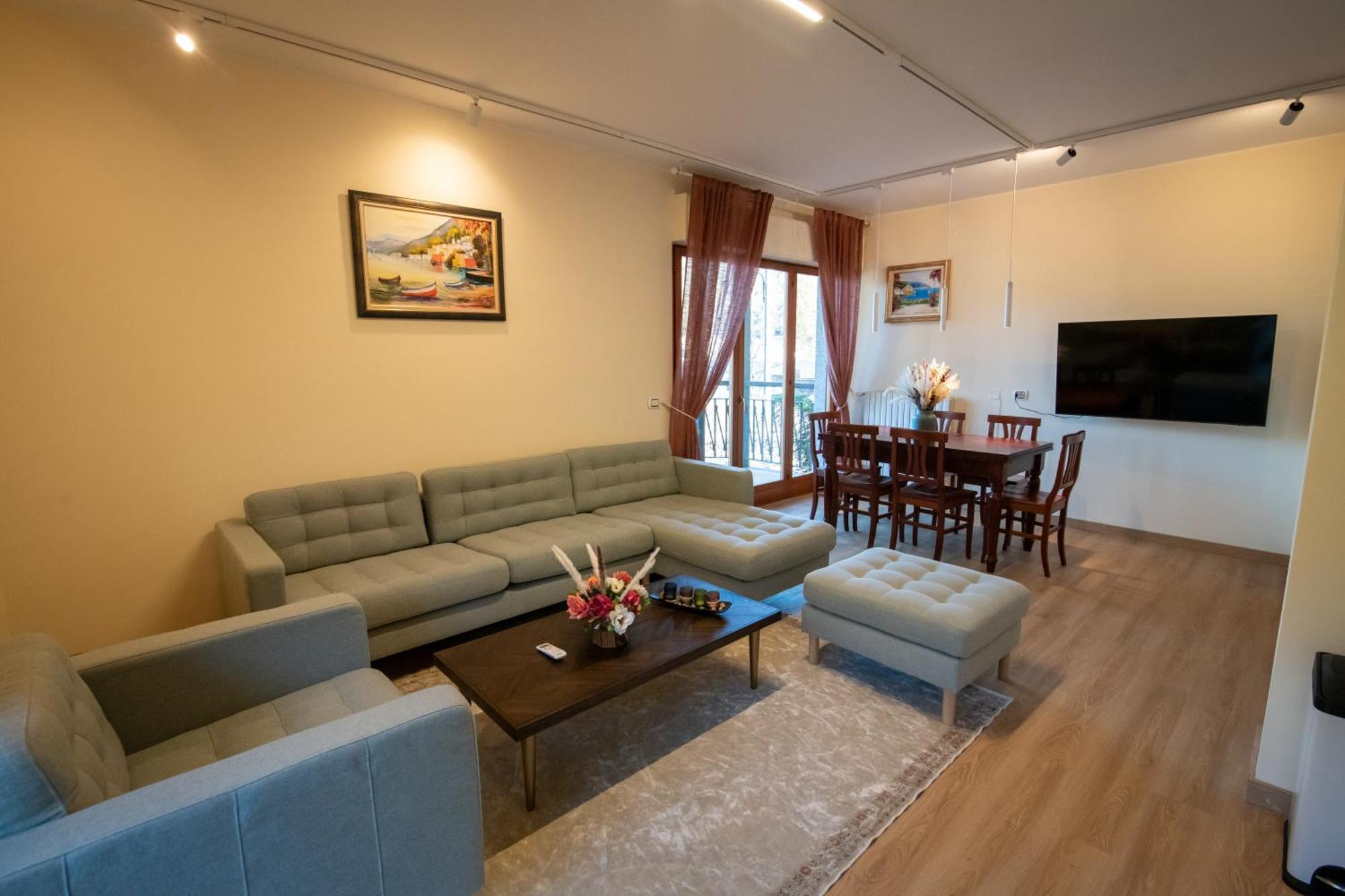 Residenza Lago Sereno Porto Ceresio Ngoại thất bức ảnh