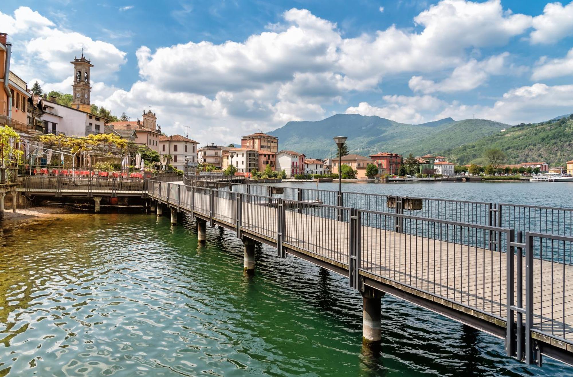 Residenza Lago Sereno Porto Ceresio Ngoại thất bức ảnh